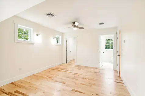 15 Pine Street Rollinsford NH 03869