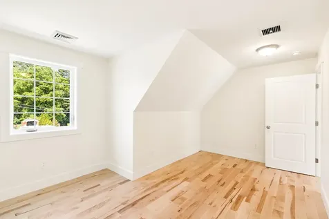 15 Pine Street Rollinsford NH 03869