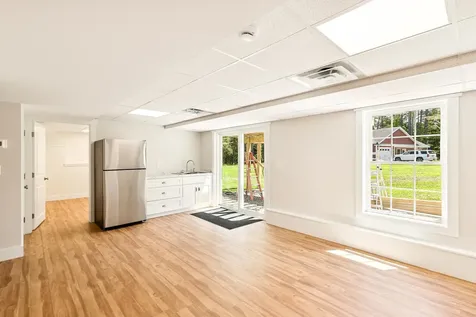 15 Pine Street Rollinsford NH 03869