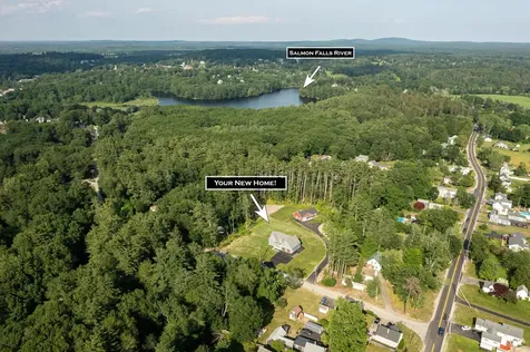 15 Pine Street Rollinsford NH 03869