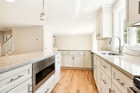 15 Pine Street Rollinsford NH 03869