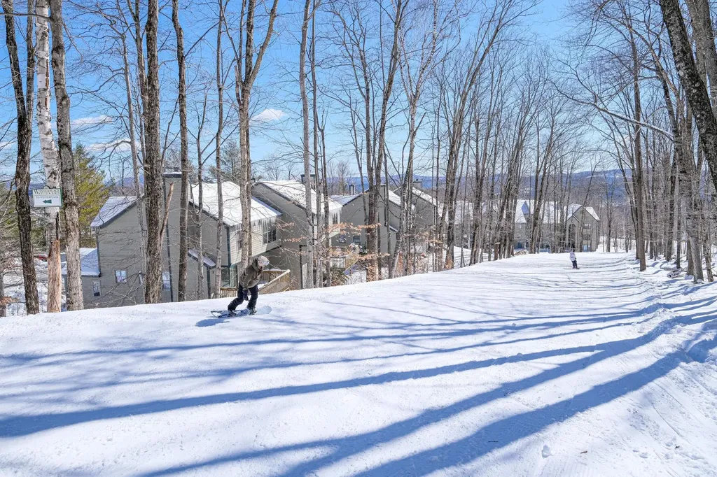42 Harrison Lane Ludlow VT 05149