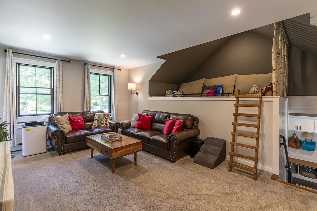 2 Maple Street Woodstock VT 05091