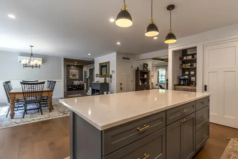 2 Maple Street Woodstock VT 05091