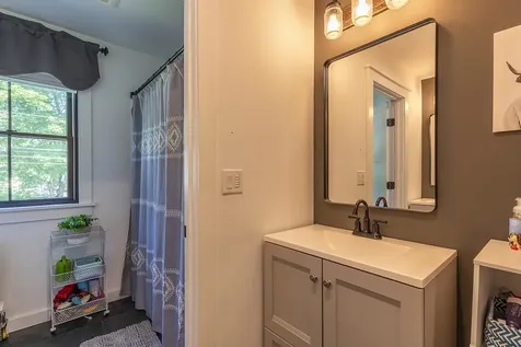 2 Maple Street Woodstock VT 05091