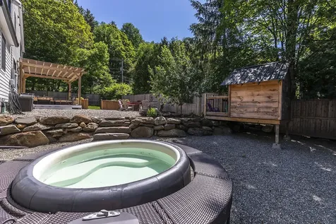 2 Maple Street Woodstock VT 05091