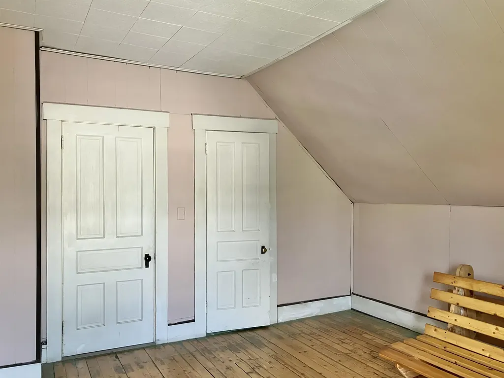 26 Spring Street Hardwick VT 05843