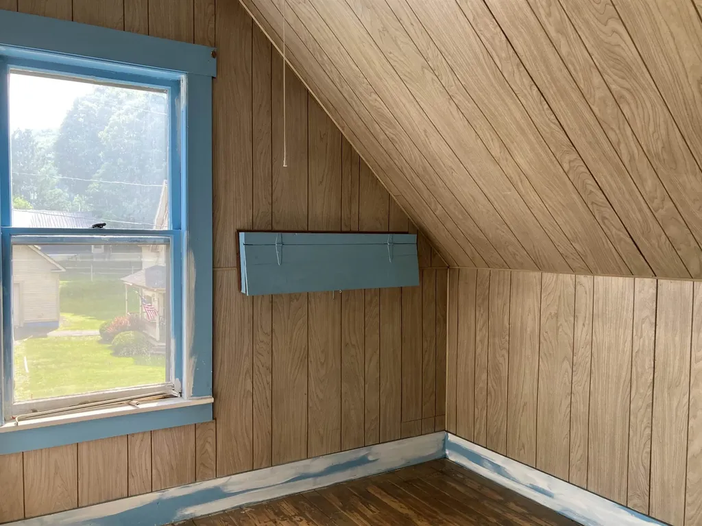 26 Spring Street Hardwick VT 05843