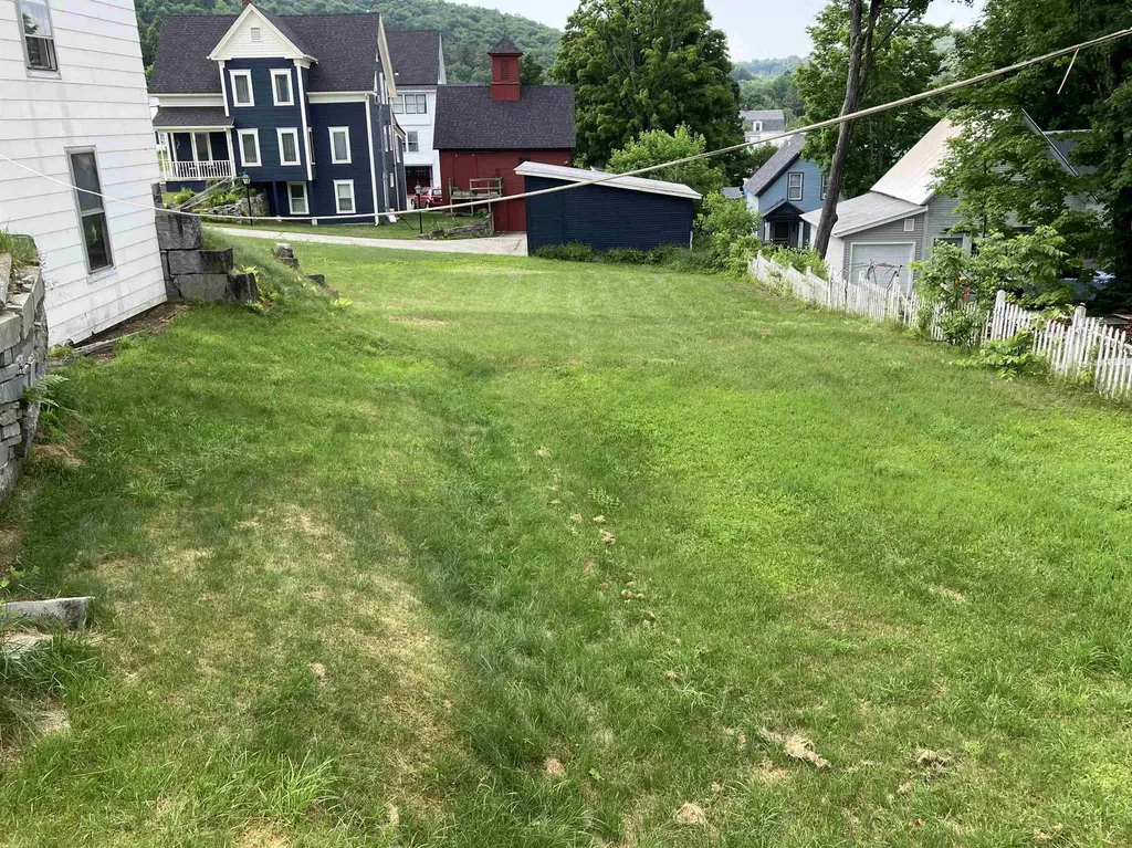 26 Spring Street Hardwick VT 05843