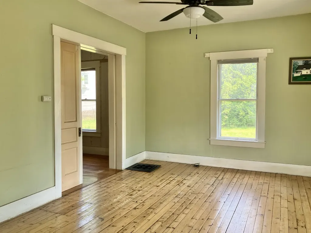 26 Spring Street Hardwick VT 05843