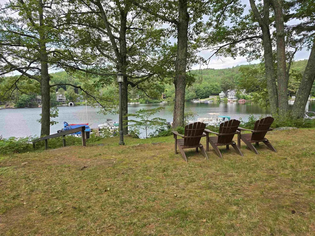 3 Lake Avenue Sunapee NH 03782