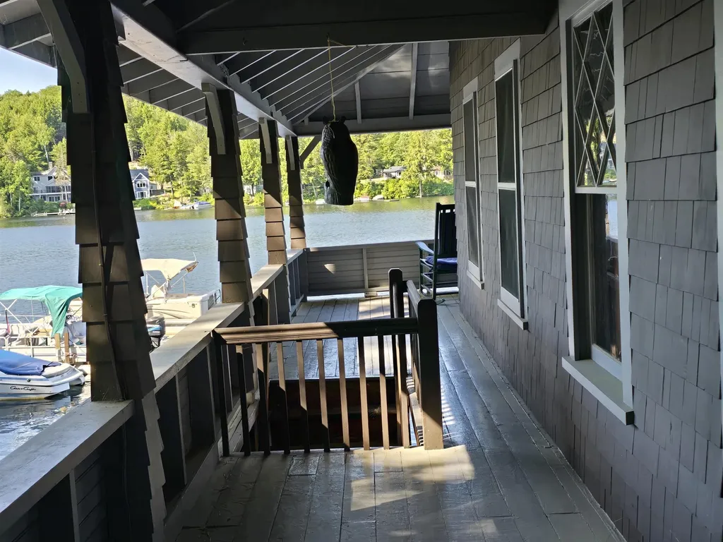 3 Lake Avenue Sunapee NH 03782