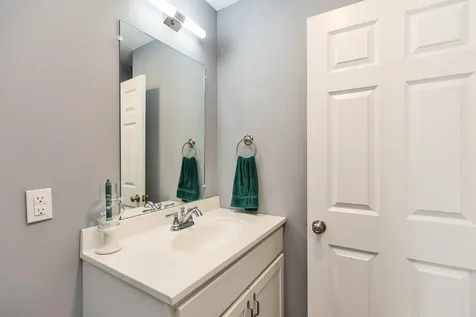505 Southfield Lane Peterborough NH 03458