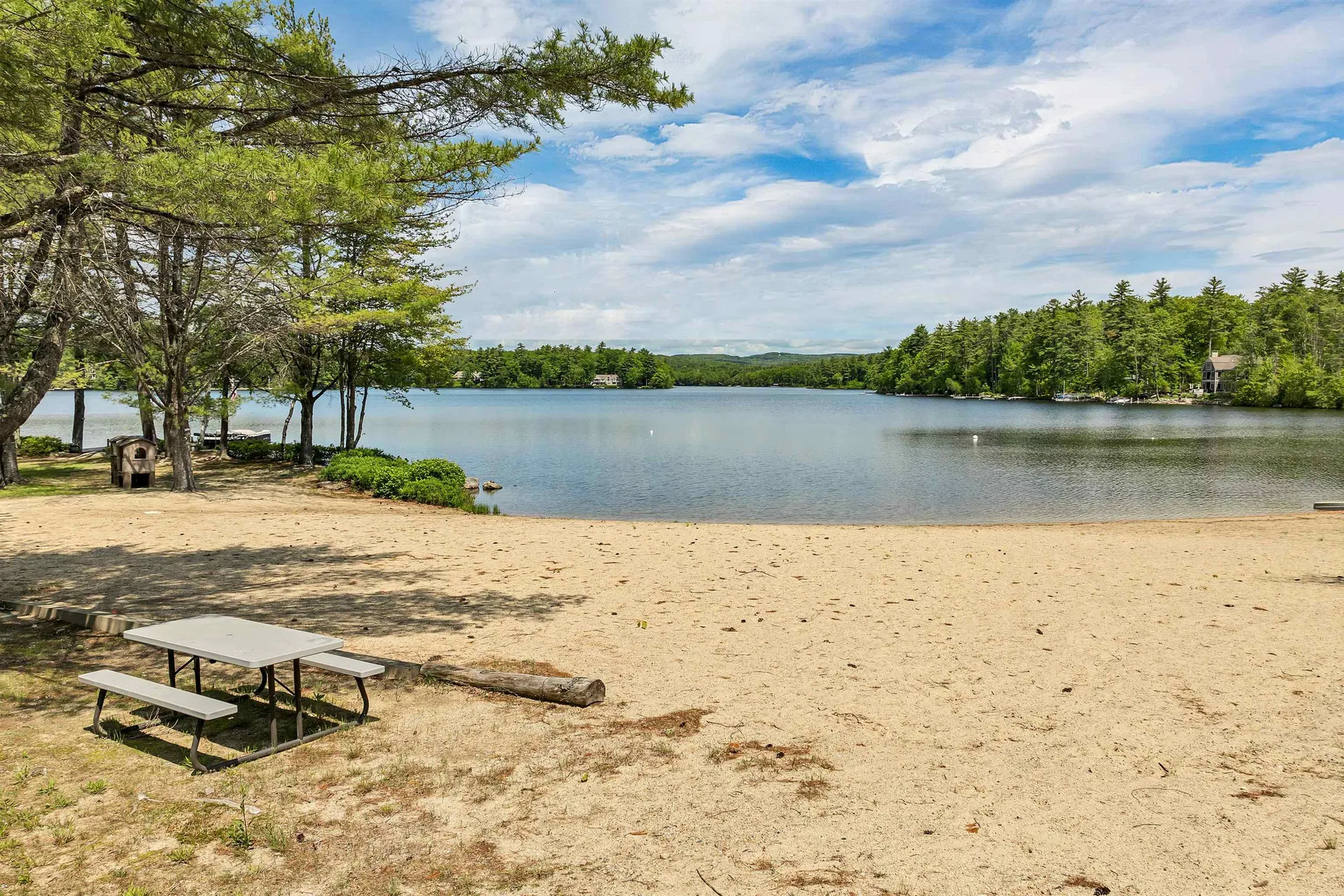 Wolfeboro NH, 32 Coves End Road, Unit 9