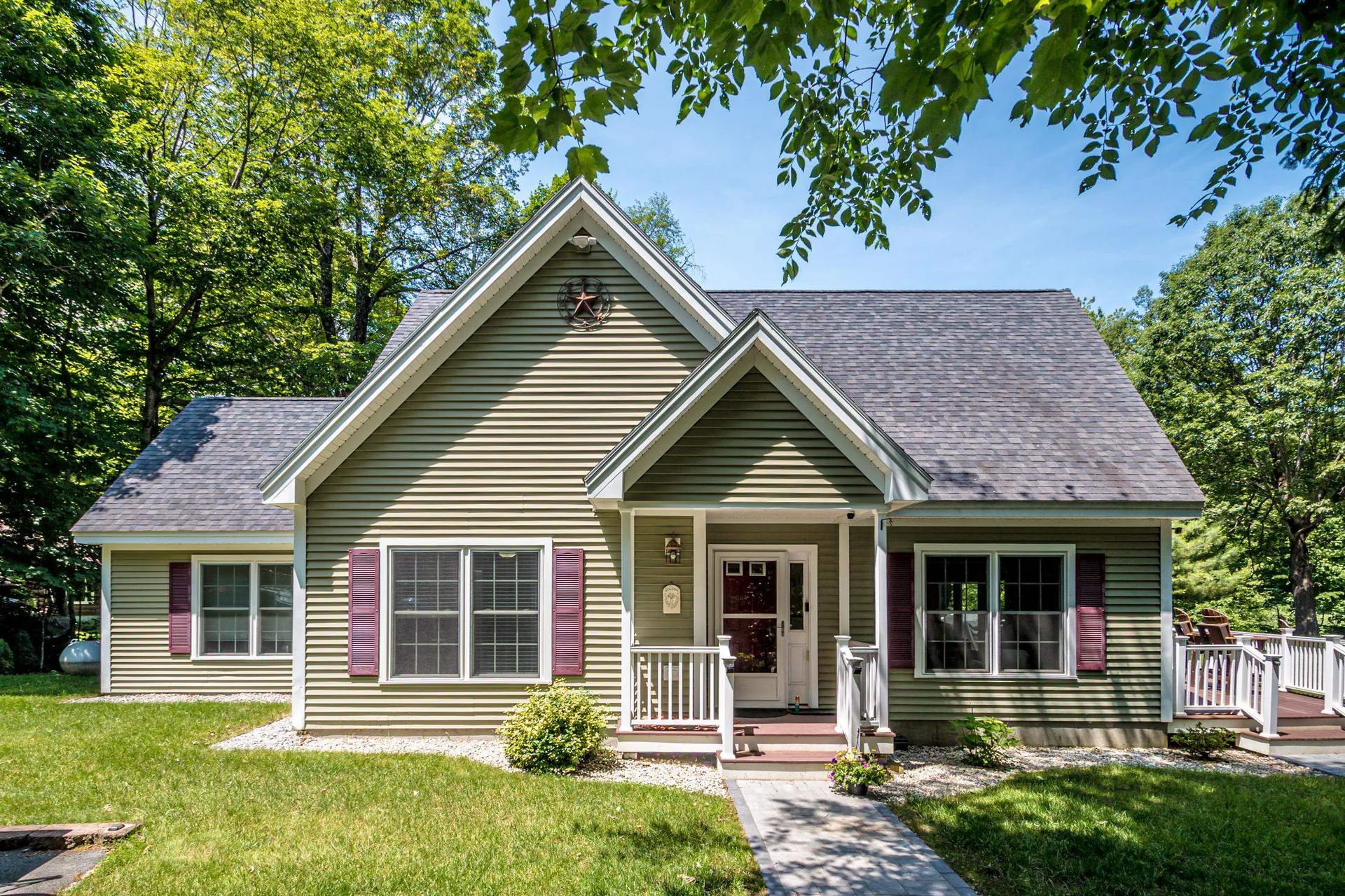 11 Captain Lovewell Lane Ossipee NH 03814