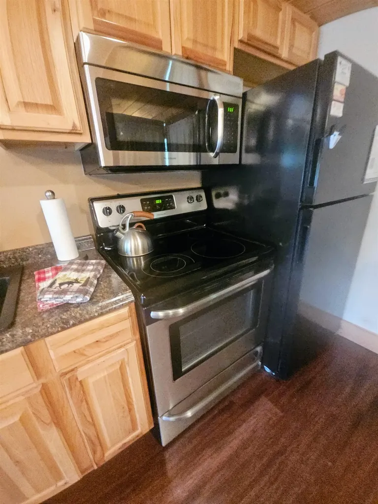 247 Vt Route 100 Wilmington VT 05363