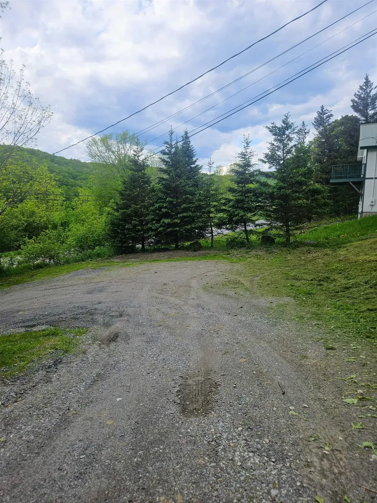 247 Vt Route 100 Wilmington VT 05363