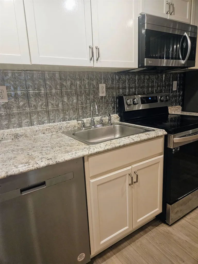 247 Vt Route 100 Wilmington VT 05363