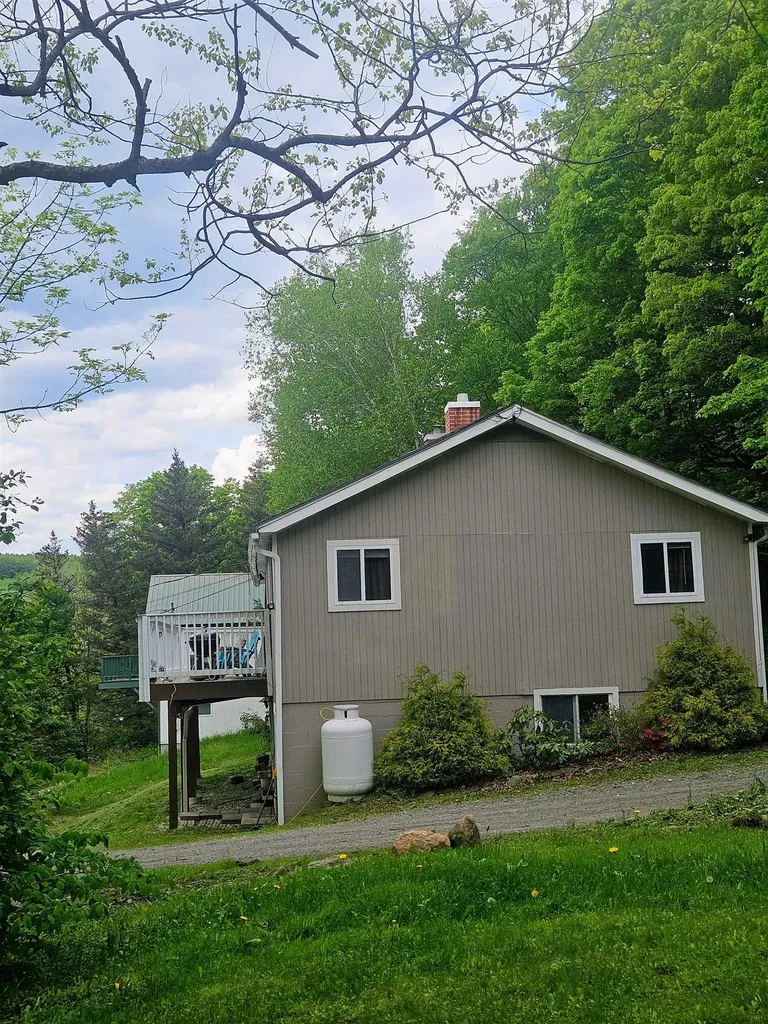 247 Vt Route 100 Wilmington VT 05363