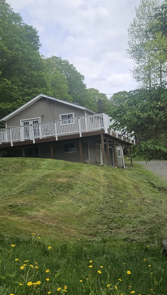 247 Vt Route 100 Wilmington VT 05363