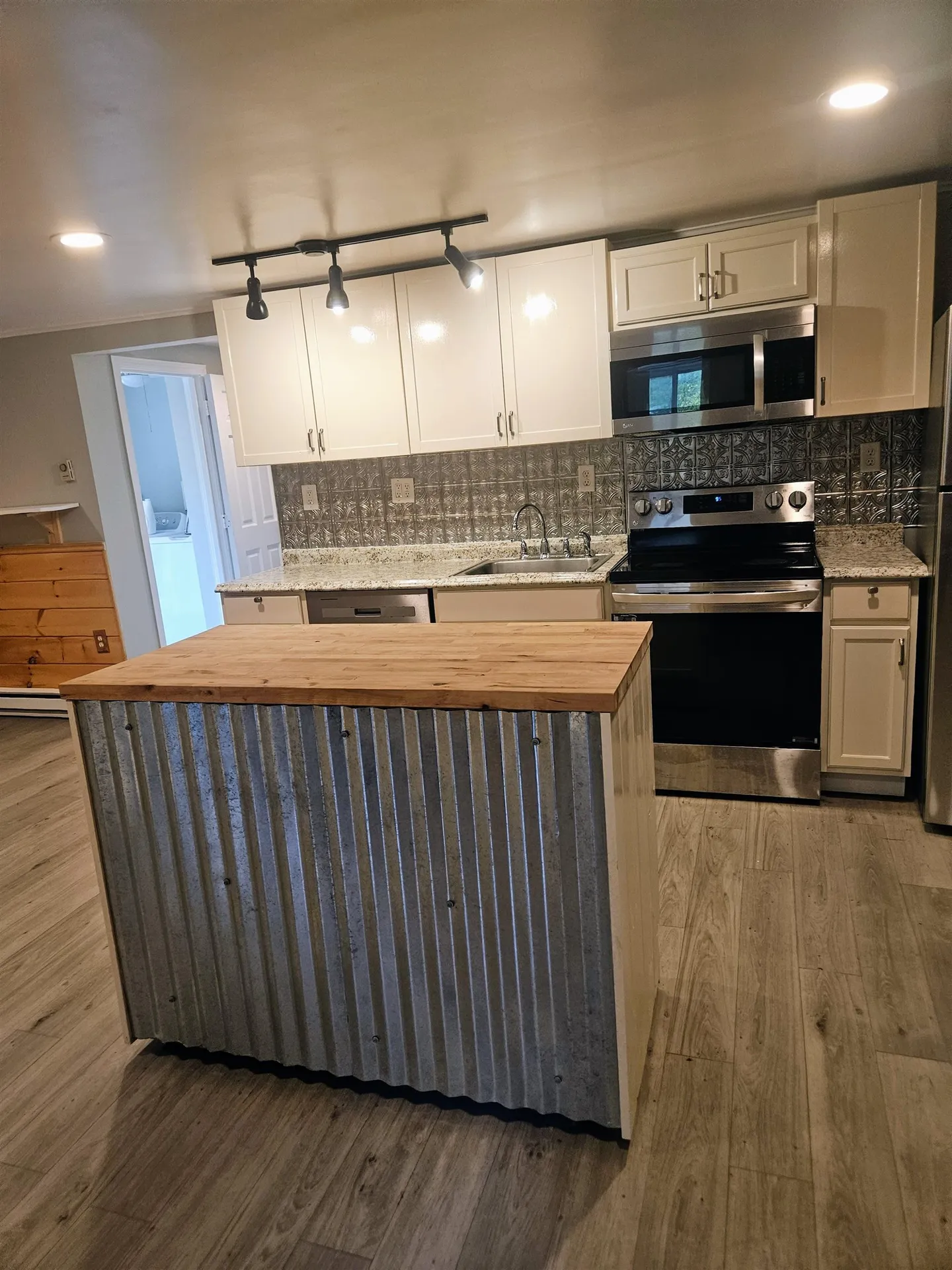 247 Vt Route 100 Wilmington VT 05363