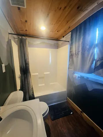 247 Vt Route 100 Wilmington VT 05363