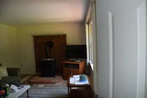 13 Cricket Lane Dover VT 05356