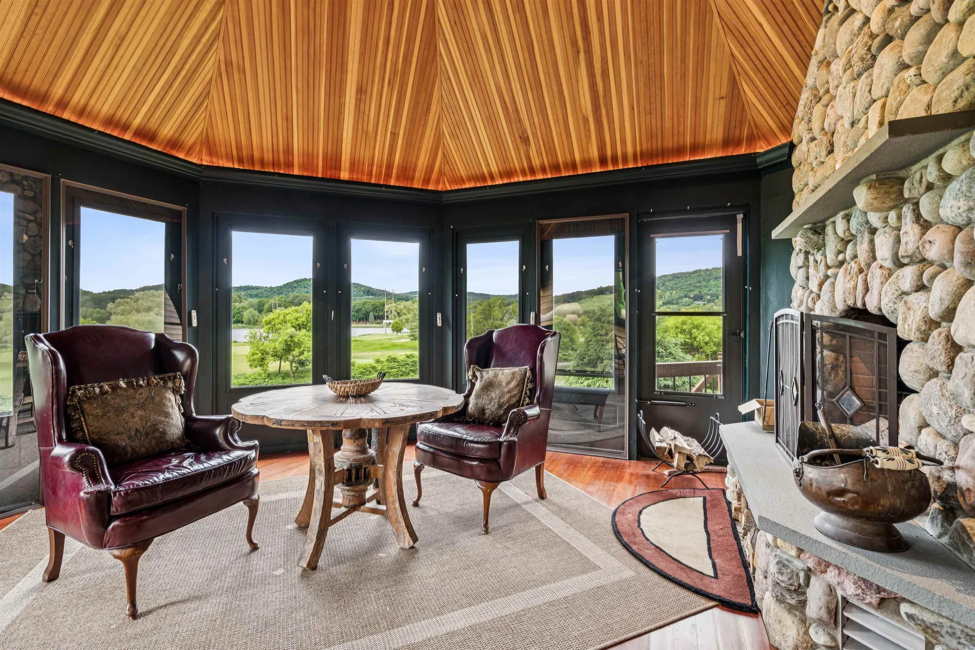 2346 Quechee Main Street Hartford VT 05059