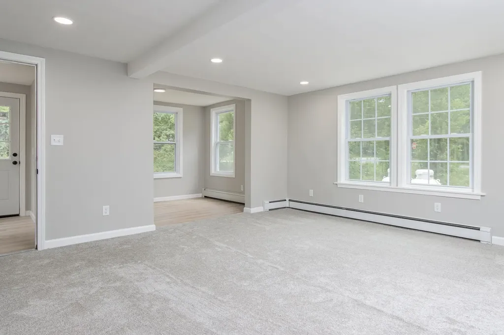 783 Hooksett Road Auburn NH 03032