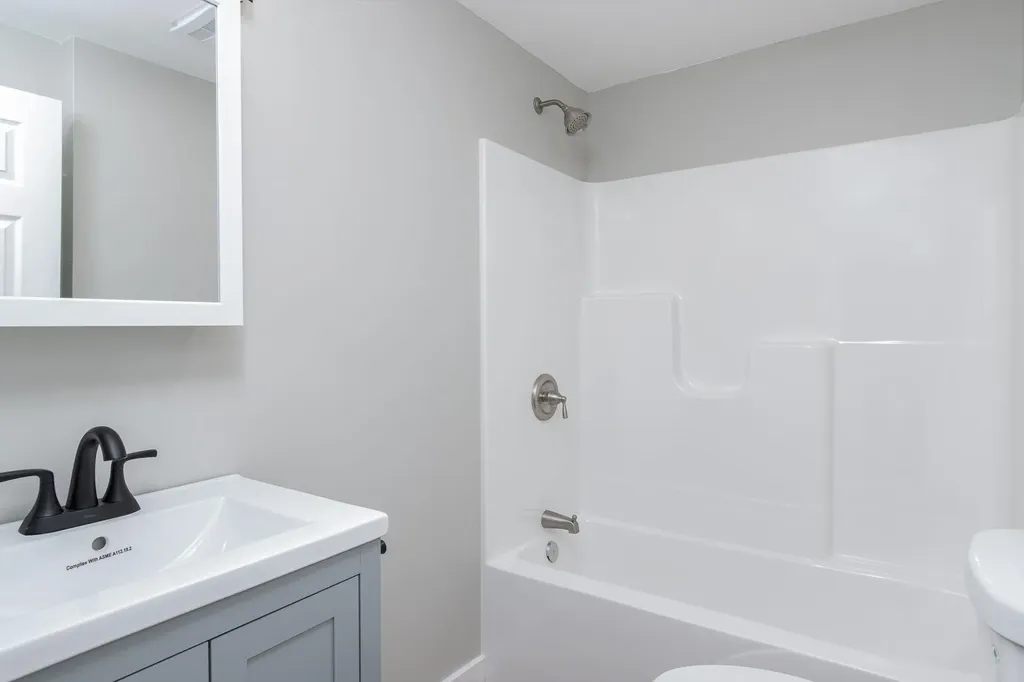 783 Hooksett Road Auburn NH 03032