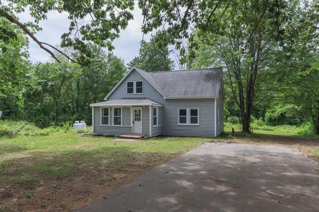 783 Hooksett Road Auburn NH 03032