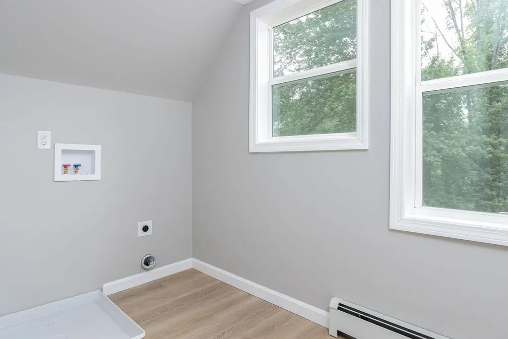 783 Hooksett Road Auburn NH 03032