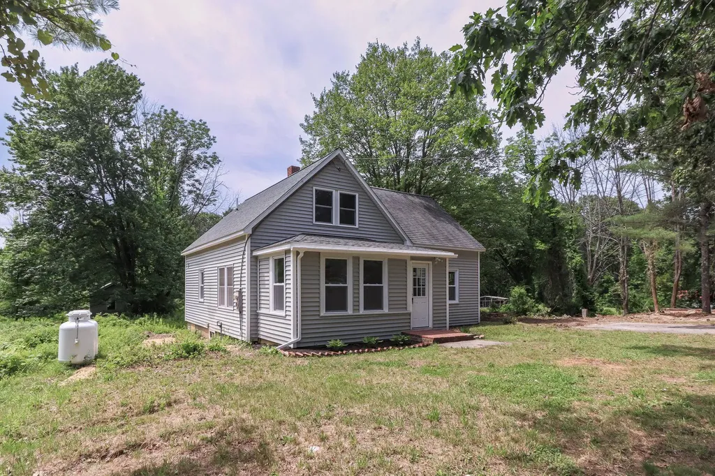 783 Hooksett Road Auburn NH 03032