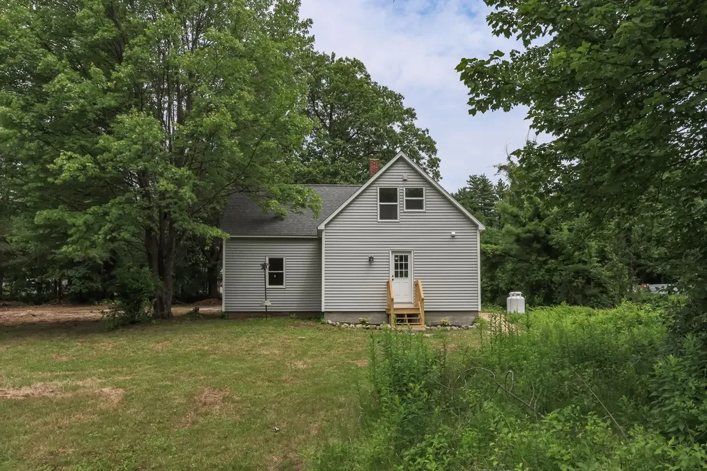 783 Hooksett Road Auburn NH 03032