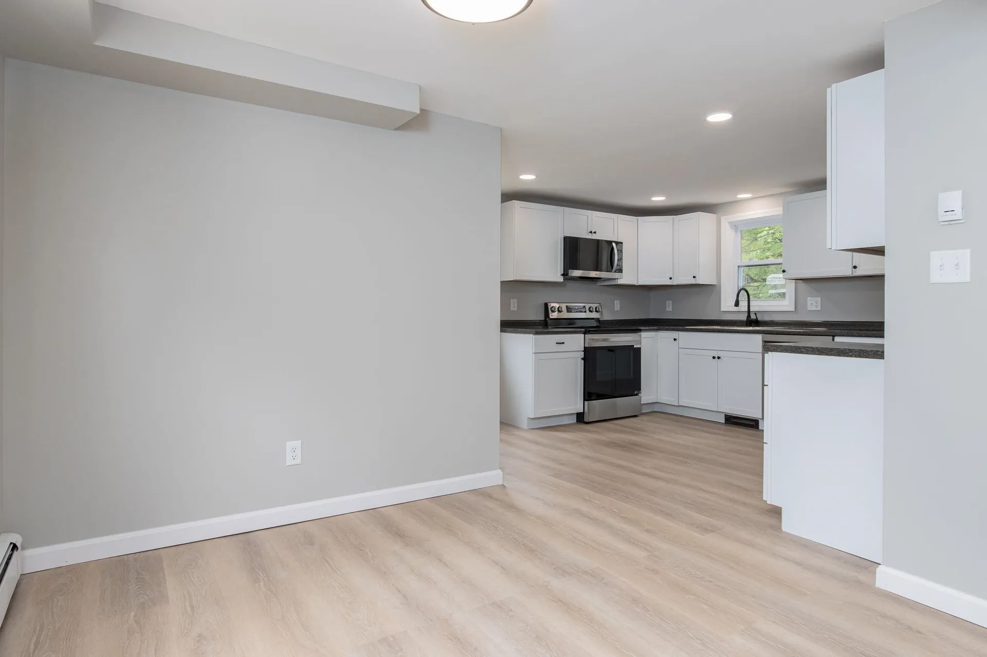 783 Hooksett Road Auburn NH 03032