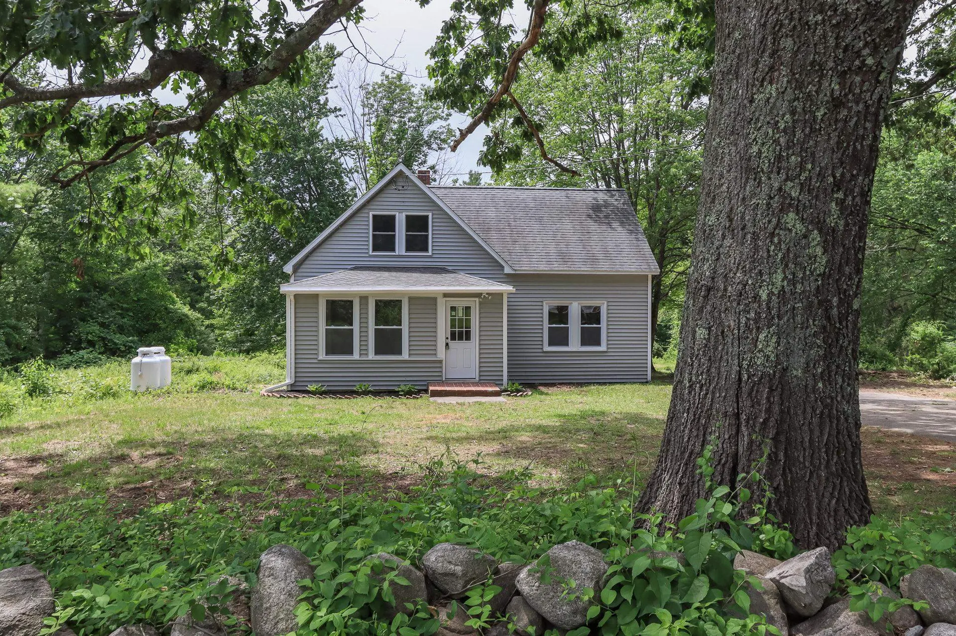 783 Hooksett Road Auburn NH 03032