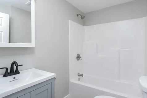 783 Hooksett Road Auburn NH 03032