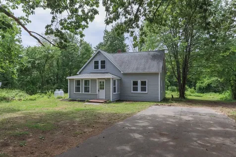 783 Hooksett Road Auburn NH 03032