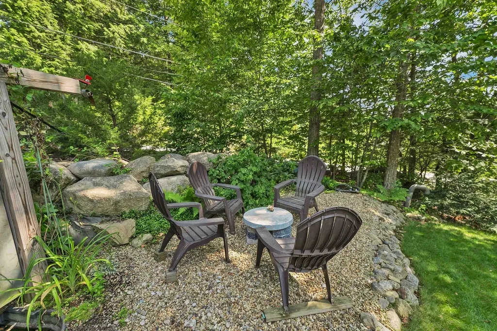 30 Bly Avenue Alton NH 03809