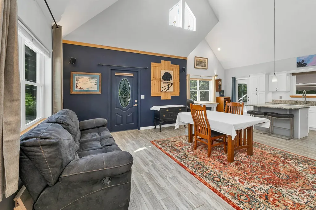 30 Bly Avenue Alton NH 03809