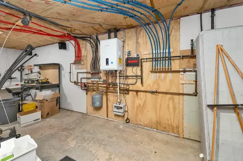 30 Bly Avenue Alton NH 03809