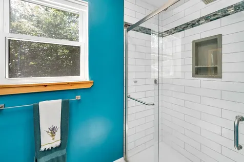 30 Bly Avenue Alton NH 03809