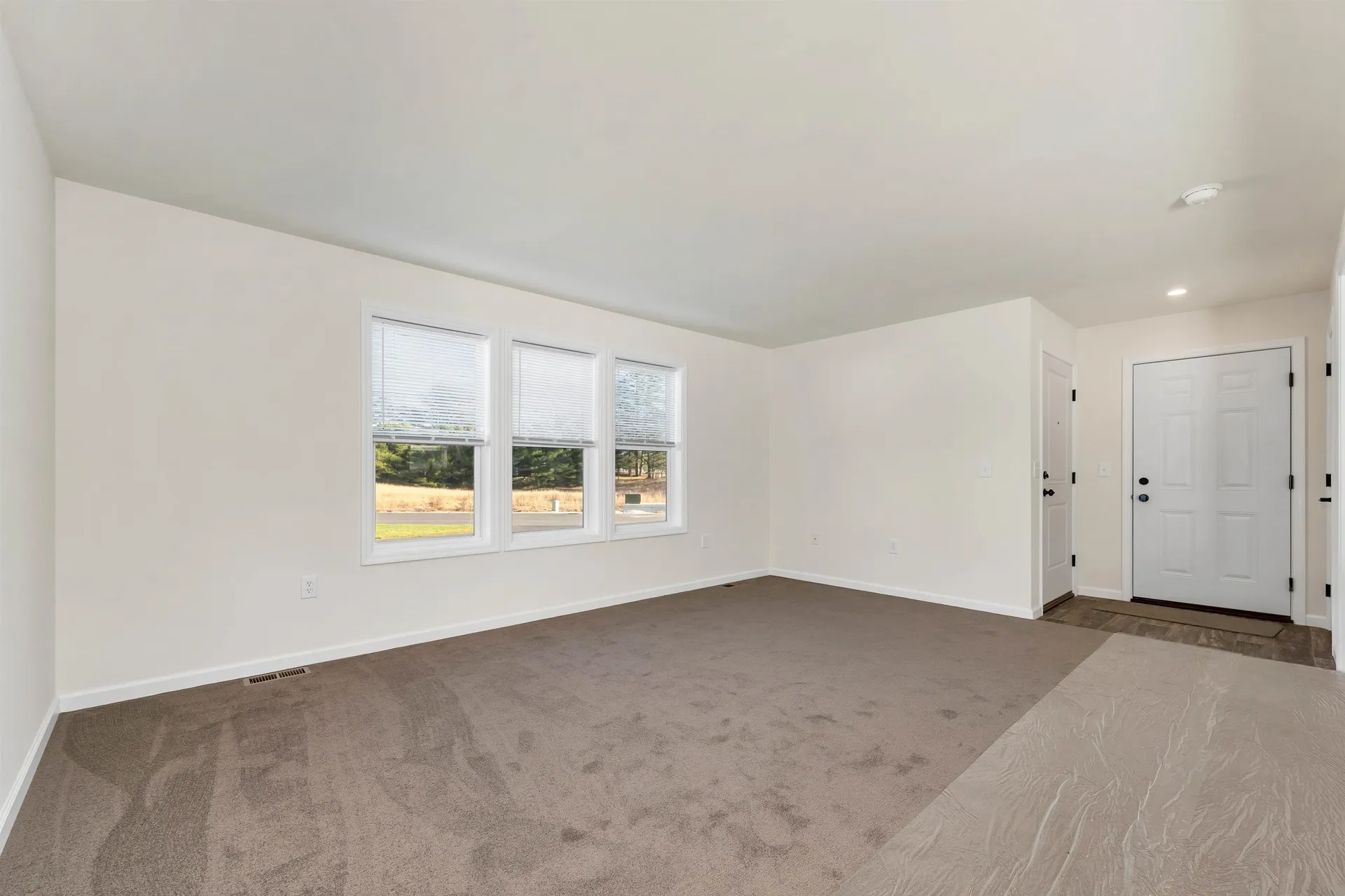 20-A Wildflower Lane Plymouth NH 03264