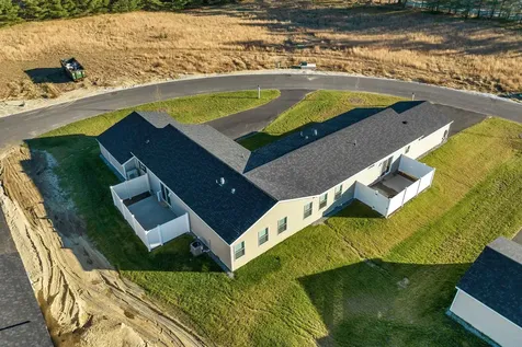 20-A Wildflower Lane Plymouth NH 03264