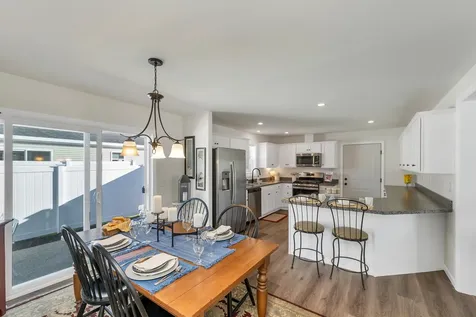 20-A Wildflower Lane Plymouth NH 03264