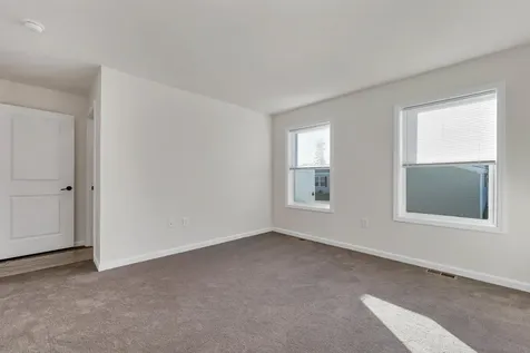 20-A Wildflower Lane Plymouth NH 03264