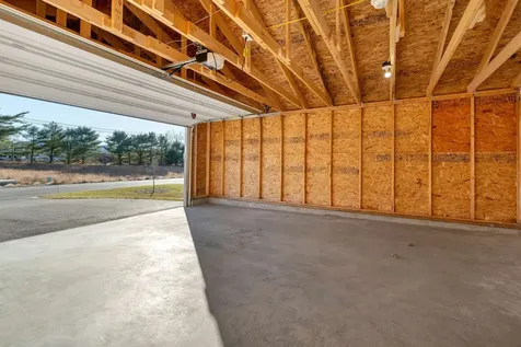 20-A Wildflower Lane Plymouth NH 03264