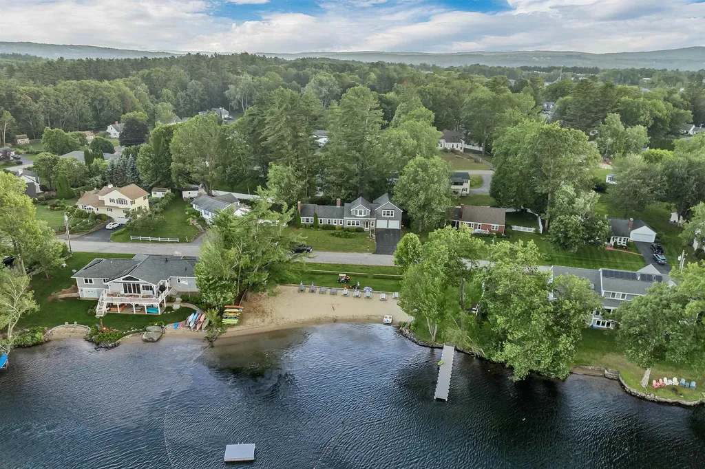 195 Morningside Drive Laconia NH 03246