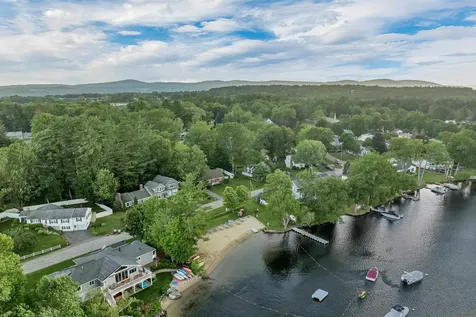 195 Morningside Drive Laconia NH 03246