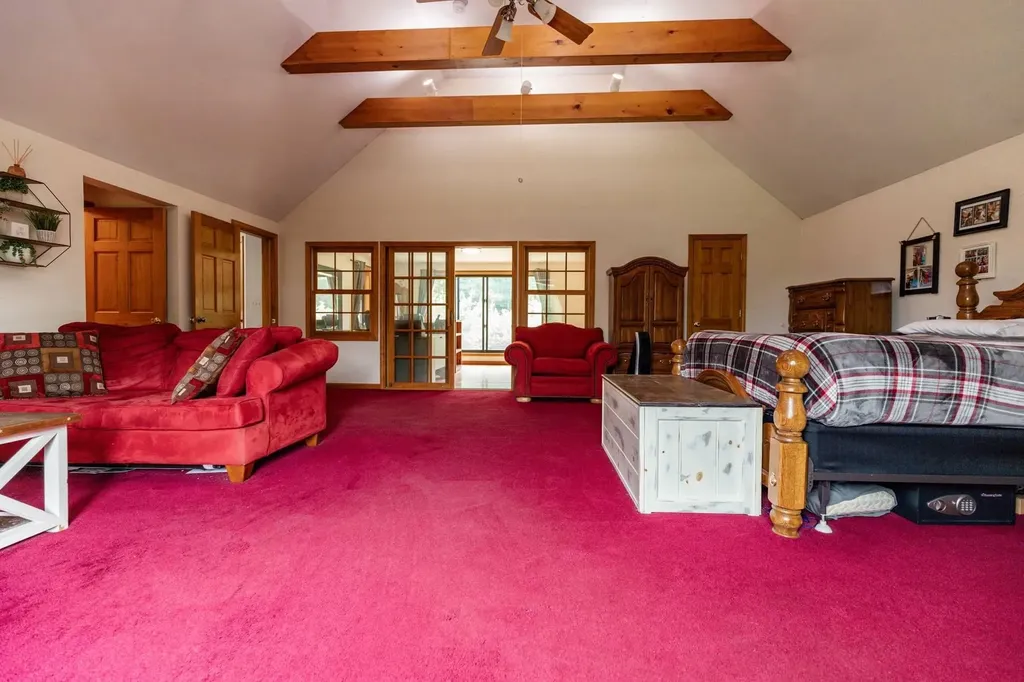 435 Old Francestown Road Weare NH 03281